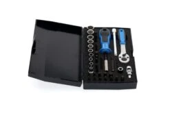 Bosch GEDORE Steckschlüsselsatz, Set 40tlg, 12-kant, 1/4 Zoll, 4-13mm, Werkzeug, Knarre Umschalthebel Bits, Für KFZ, D20 TMU 10 10 Bosch GEDORE Steckschlüsselsatz, Set 40tlg, 12-kant, 1/4 Zoll, 4-13mm, Werkzeug, Knarre Umschalthebel Bits, Für KFZ, D20 TMU 10 -Bosch 2021 07 06 4010886854426 ecom RcpId99 top PhSessId99 CamNum1 CamElev10 SpinAngle270